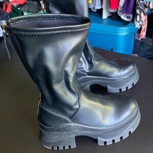 ZARA LUG SOLE ANKLE /MID CALF BLACK BOOTS SIZE 35 EU